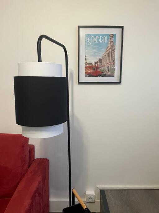 Appartement Place De Камбре Екстериор снимка