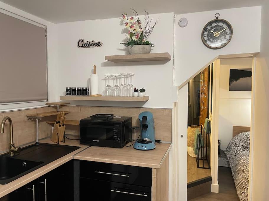 Appartement Place De Камбре Екстериор снимка