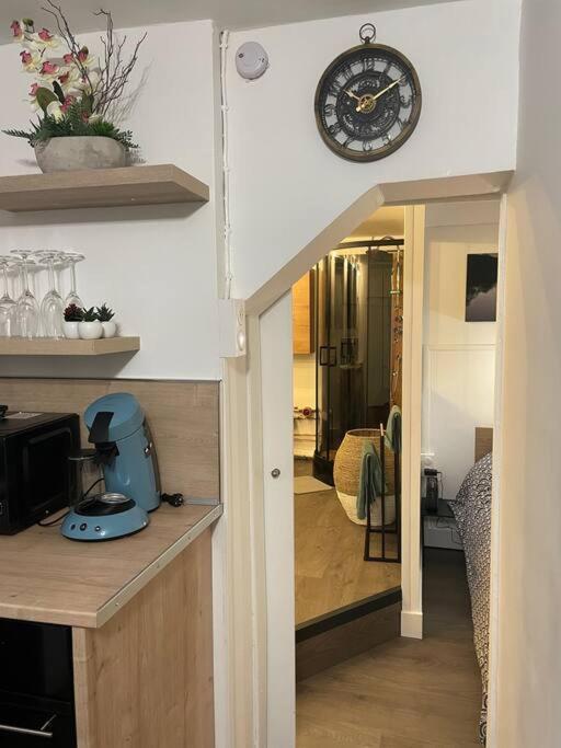 Appartement Place De Камбре Екстериор снимка